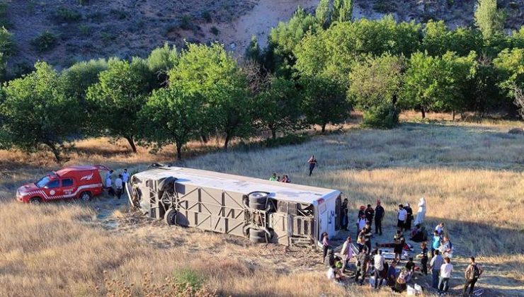 Malatya’da Yolcu Otobüsü Devrildi: 22 Yaralı